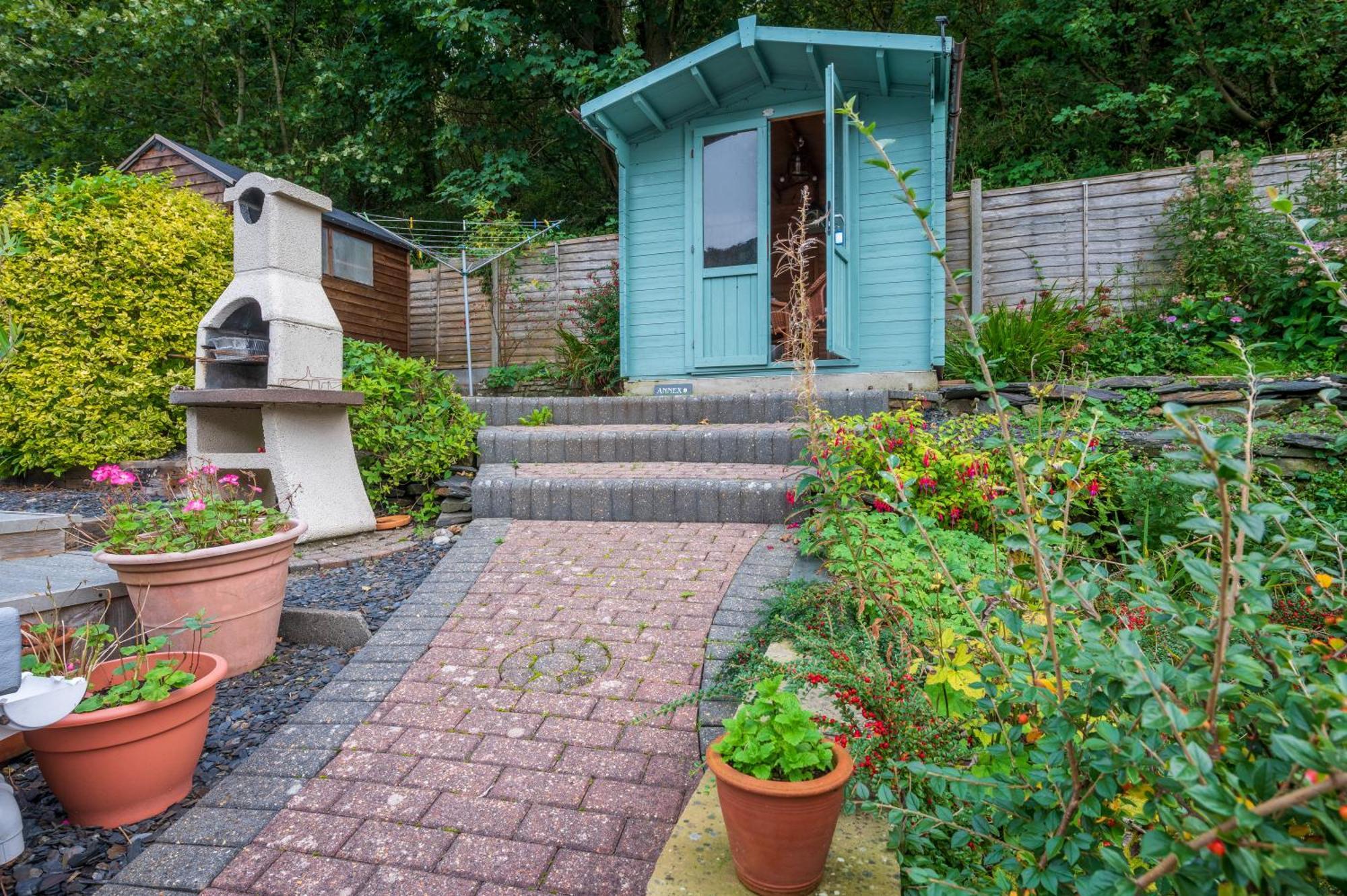 Riverside Bothy In Heart Of Scenic Harbour Village Solva Buitenkant foto